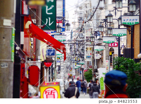 大阪難波の路地 84823553