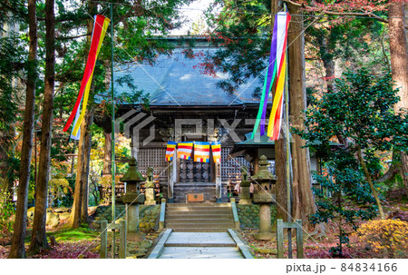 岩手県 平泉 世界文化遺産 中尊寺 月見坂の弁慶堂 岩手県 平泉 世界文化遺産 中尊寺 月見坂の弁慶堂 84834166