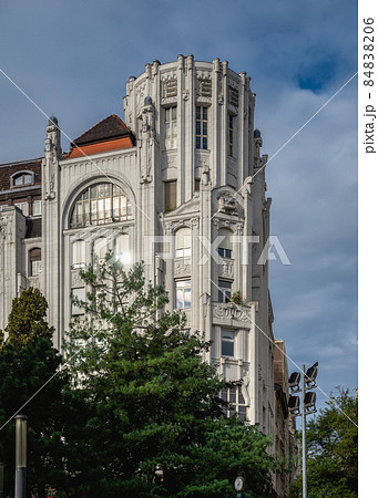 Streets of the old town of Budapest, Hungary 84838206