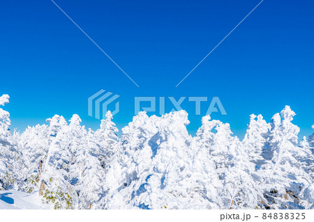 【冬素材】冬の北横岳登山風景【長野県】 【冬素材】冬の北横岳登山風景【長野県】 84838325
