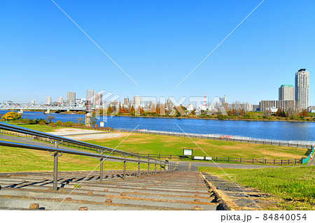 新荒川大橋／荒川 川口市方面を望む(東京都北区)【2021.11】 84840054