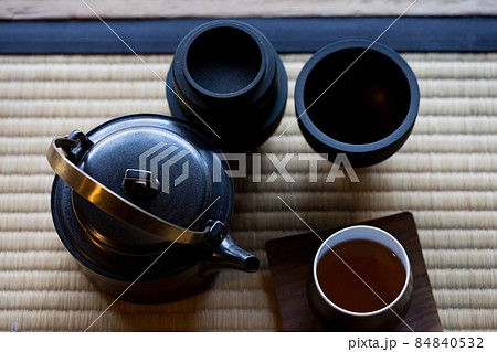 和風 お茶 道具イメージ素材 和風 お茶 道具イメージ素材 84840532
