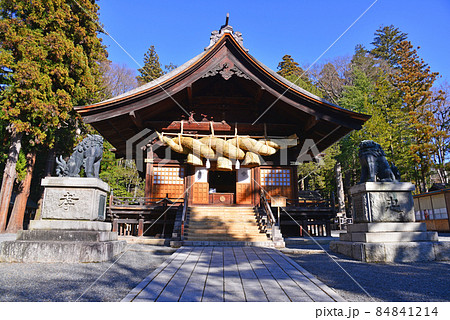 諏訪大社下社　秋宮　神楽殿 84841214