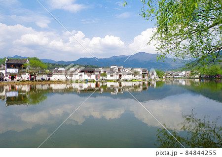 中国、宏村の風景 中国、宏村の風景 84844255