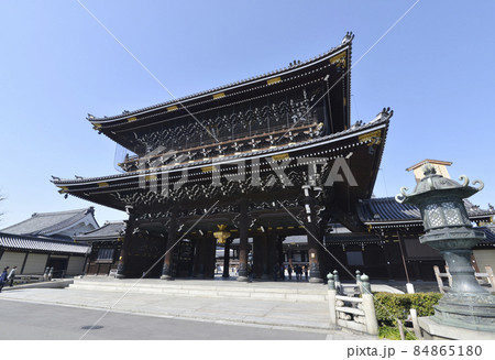 東本願寺　御影堂門　京都市下京区 84865180
