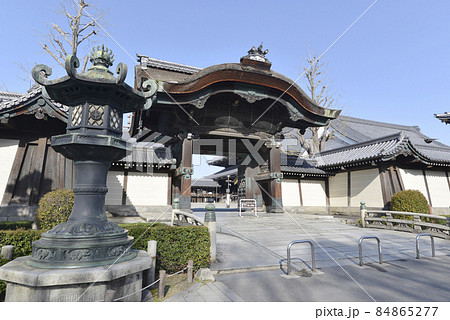 東本願寺　阿弥陀堂門　京都市下京区 84865277