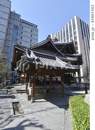 六角堂 本堂と手水舎 京都市中京区 六角堂 本堂と手水舎 京都市中京区 84865462