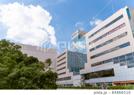 駅前風景　新百合ヶ丘駅 84866510