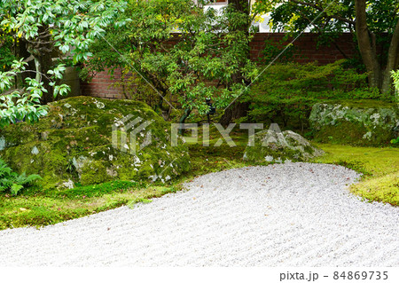 京都　圓徳院　紅葉 84869735