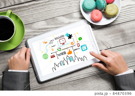 Businesswoman and her business notes Businesswoman and her business notes 84870396