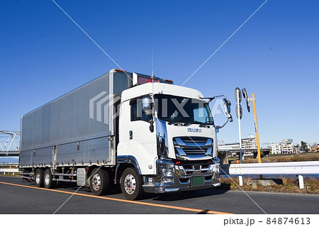 大型トラック 物流 イメージ 大型トラック 物流 イメージ 84874613