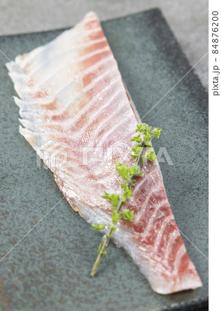 美味しいメジナの刺し身 美味しいメジナの刺し身 84876200