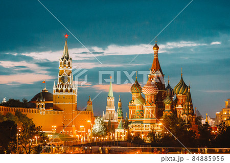 Panoramic view of Moscow landmark during sunset from Zaryadye Park Panoramic view of Moscow landmark during sunset from Zaryadye Park 84885956