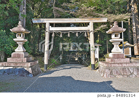 【川添神社】 三重県多気郡大台町栃原 【川添神社】 三重県多気郡大台町栃原 84891314