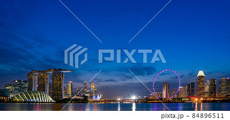 【シンガポール】シンガポール中心街　夜景 84896511
