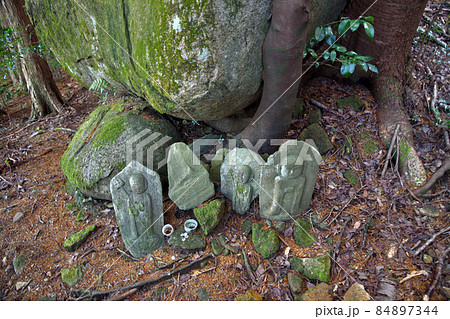 八鬼山越え(伊勢古道)　【三重県尾鷲市】 84897344