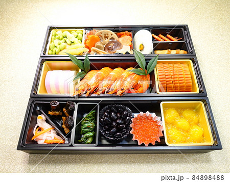 おせち料理　正月料理 84898488