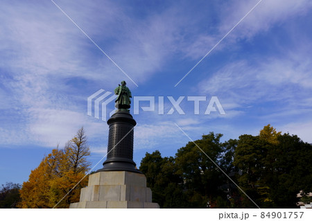 靖国神社の大村益次郎像 84901757