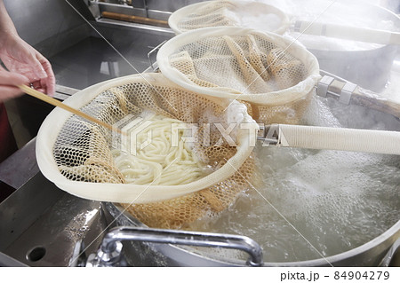 讃岐うどん　釜揚げ 84904279