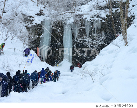 岩手 たろし滝 伝統行事の準備風景 岩手 たろし滝 伝統行事の準備風景 84904458