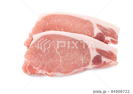 ポークソテー用、トンカツ用に豚ロース肉【白背景】 ポークソテー用、トンカツ用に豚ロース肉【白背景】 84906722
