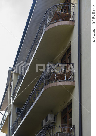 A narrow street of a boarding house close to each other. A narrow street of a boarding house close to each other. 84908547