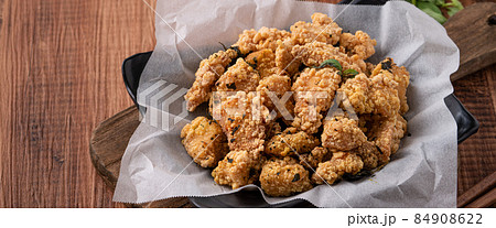 フライドチキン からあげ 鶏の唐揚 84908622