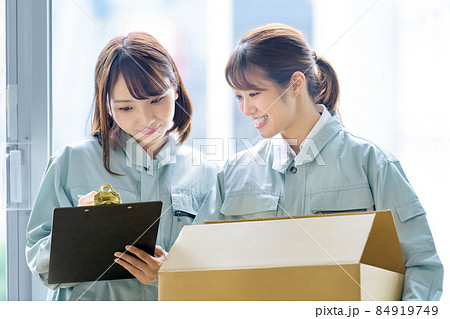 作業員　女性　オフィス　軽作業 84919749