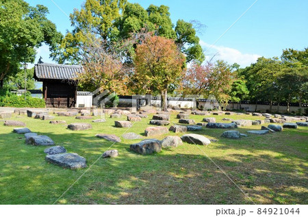 岡山城 六十一雁木上門と天守閣礎石 84921044