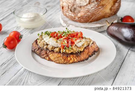 Sandwich with baked eggplant Sandwich with baked eggplant 84921373