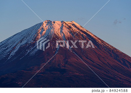 夕暮れの紅富士・クローズアップ 夕暮れの紅富士・クローズアップ 84924588