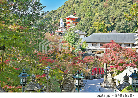 【信貴山 朝護孫子寺】 (紅葉) 奈良県生駒郡平群町信貴山 84926587