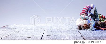 Christmas holidays scenic background with wooden table and christmas decoration. 84930148