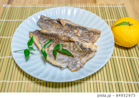 イサキの塩焼き イサキの塩焼き 84932975