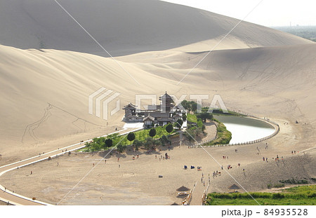 シルクロード紀行　　　美しき鳴沙山と月牙泉　　その2112 84935528