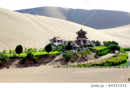 シルクロード紀行 美しき鳴沙山と月牙泉 その2112 シルクロード紀行 美しき鳴沙山と月牙泉 その2112 84935543
