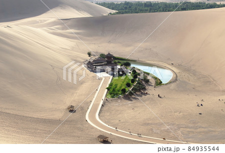 シルクロード紀行　　　美しき鳴沙山と月牙泉　　その2112 84935544