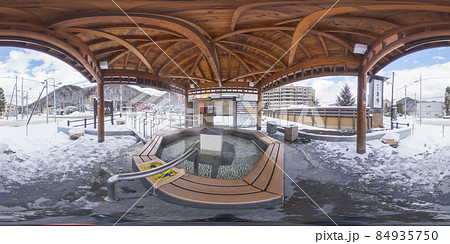 冬の定山渓温泉 足湯（360°VR素材） 84935750