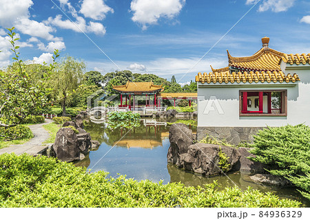 日本の中国庭園「瀋秀園」の風景　【神奈川県・川崎市】 84936329