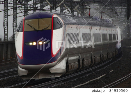 山形新幹線E3系1000番台（東北新幹線内：E2系やまびこ併結） 84939560