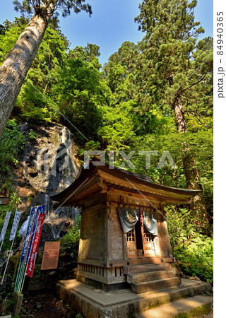 羽黒山・須賀の滝 84940365