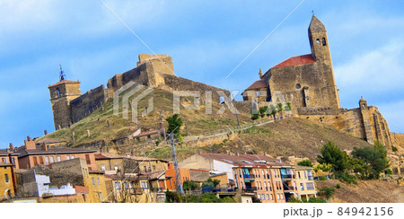 Church-Fortress Santa Maria la Mayor, San Vicente de la Sonsierra, La Rioja, Spain Church-Fortress Santa Maria la Mayor, San Vicente de la Sonsierra, La Rioja, Spain 84942156