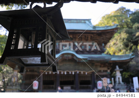 金刀比羅宮「旭社」を手前の廻廊から見る 84944581