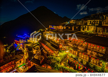 九份と基隆山の夜景 84944677