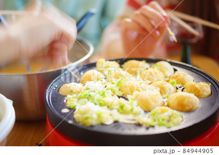 たこ焼きパーティーのイメージ 84944905