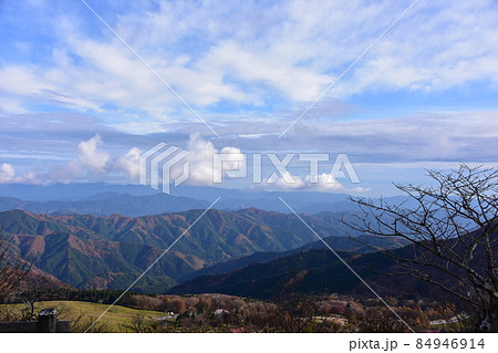 初秋の茶臼山（愛知県） 84946914