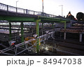 線路にかかる橋 84947038
