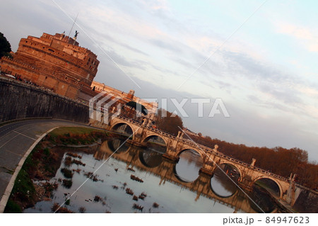 Red Castel and Bridge in Rome Red Castel and Bridge in Rome 84947623