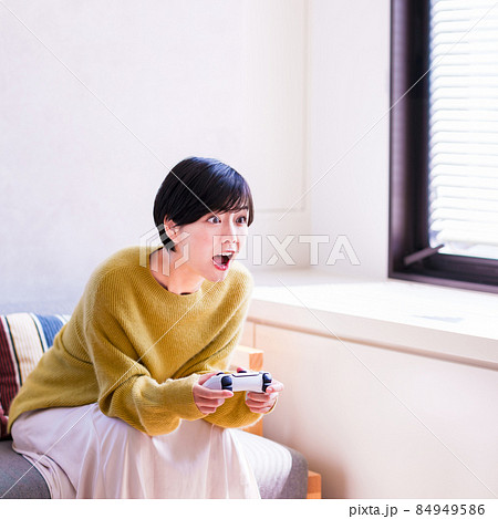 eスポーツ　オンライン対戦　ゲーム配信　ゲーム実況　【 コロナ禍 ニューノーマル 】 84949586