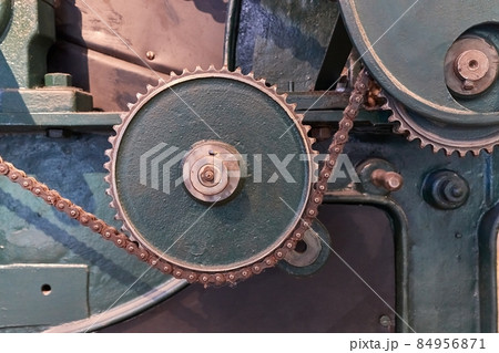 Vintage Engine Gears 84956871
